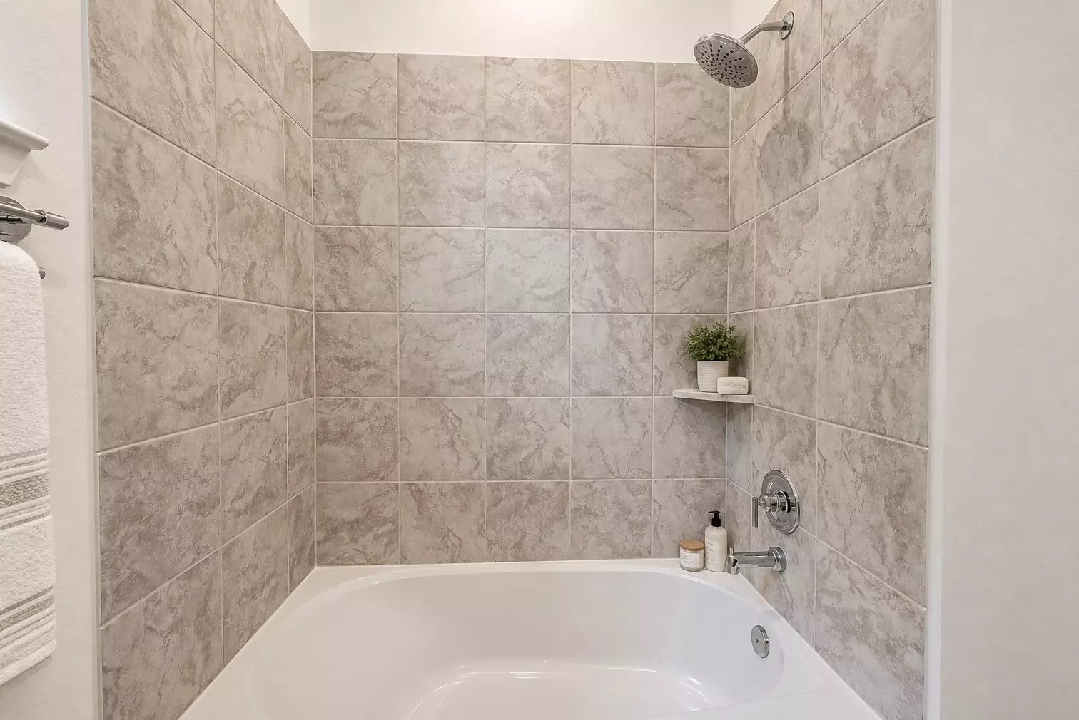 9311 Baradine Grove Lane photo 9