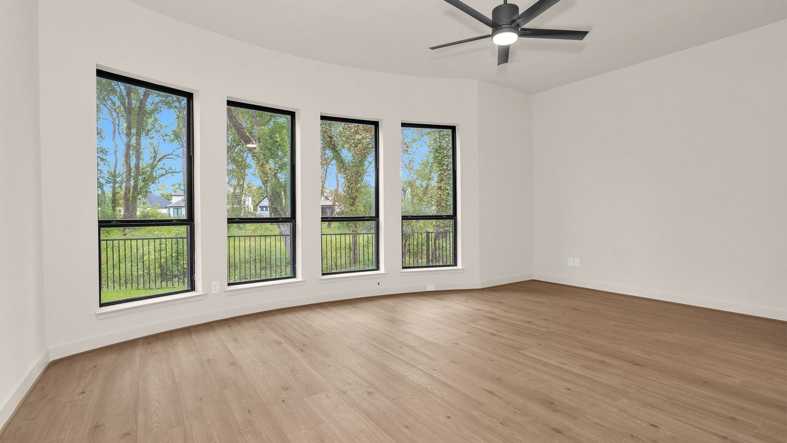 10110 Regal Mist Drive photo 4