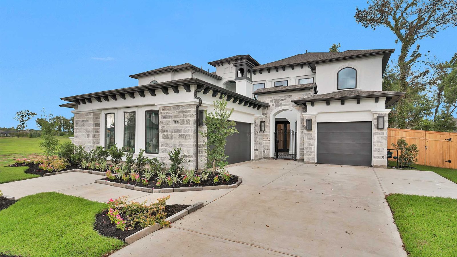 10110 Regal Mist Drive photo 21