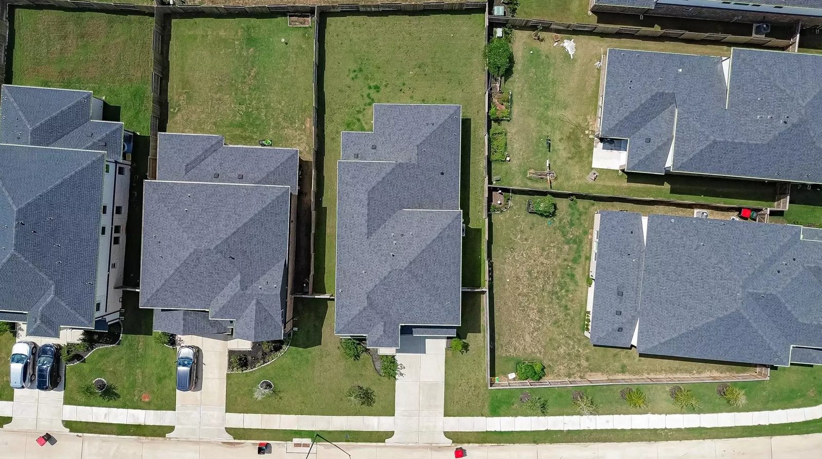 9311 Baradine Grove Lane photo 2